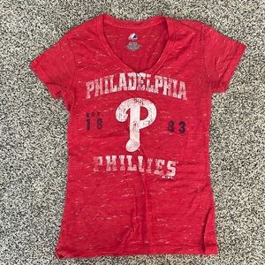 Women’s Size L Philadelphia Phillies red shirt. Majestic brand